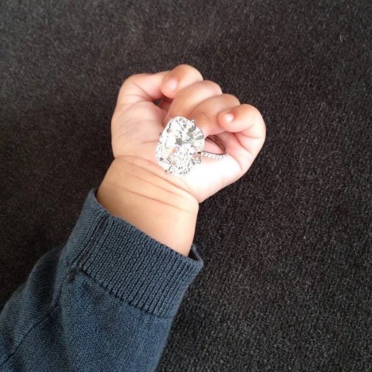Kim Kardashian’s Giant Diamond Ring